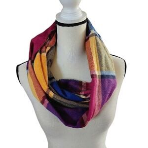 5/$20 Multicolored plaid infinity scarf